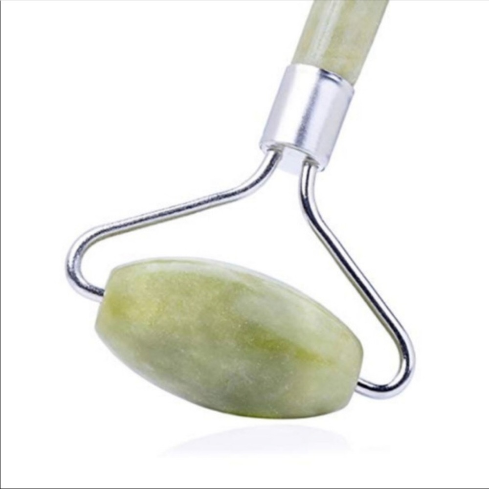 Authentic Brand New Jade Roller